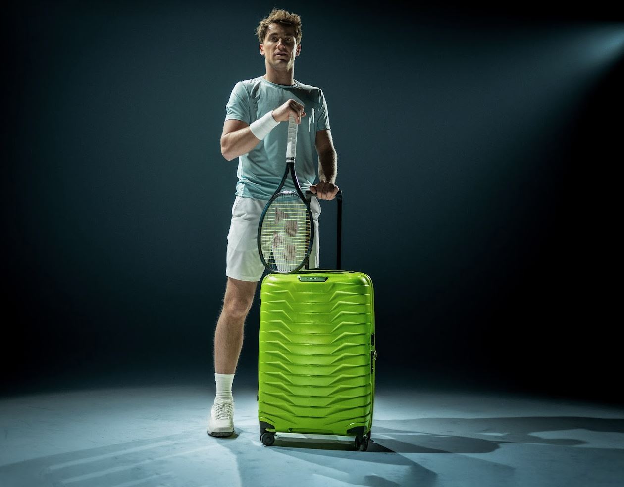 Samsonite partners with tennis star Casper Ruud for Proxis premium luggage  collection – The Luxe Review